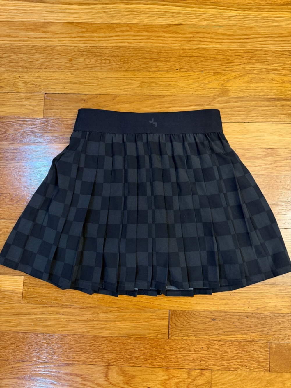 JoyLab Checkered Pleated Skort (Skirt with Shorts) in Black - Size XS - Picture 8 of 8